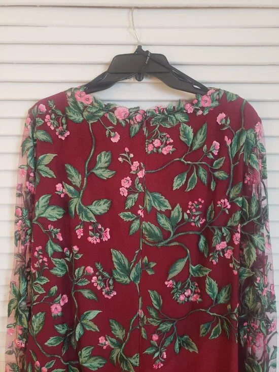 Tadashi Shoji Wine Floral Crepe Gown 2X (18Q) – NWT – Lightweight & Elegant - Picture 8 of 9